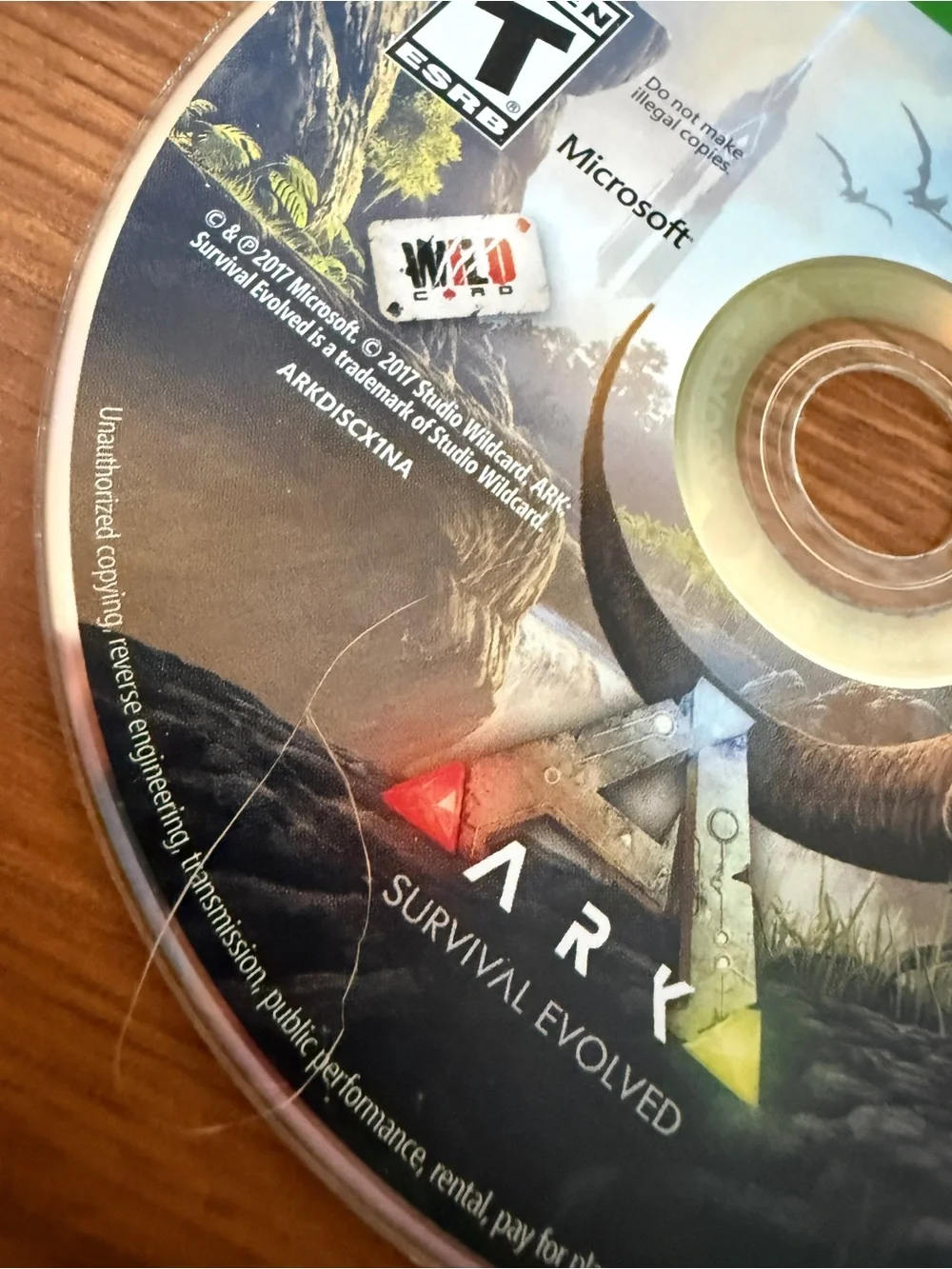 ARK: Survival Evolved Game Disc - Green Xbox One